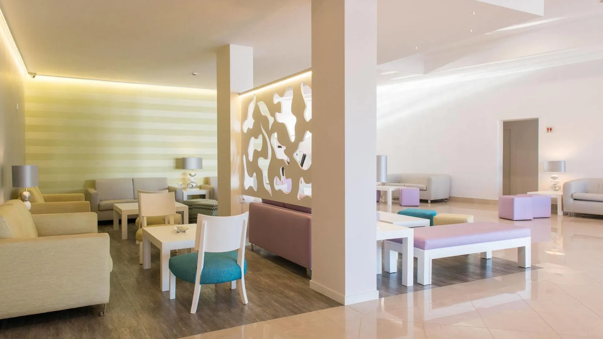 3Hb Clube Humbria Aparthotel Albufeira 4*,  Portugal